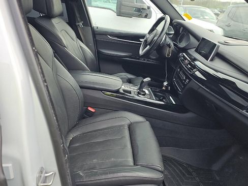 Used 2018 BMW X5 xDrive50i w/ Dynamic Handling Package image 14