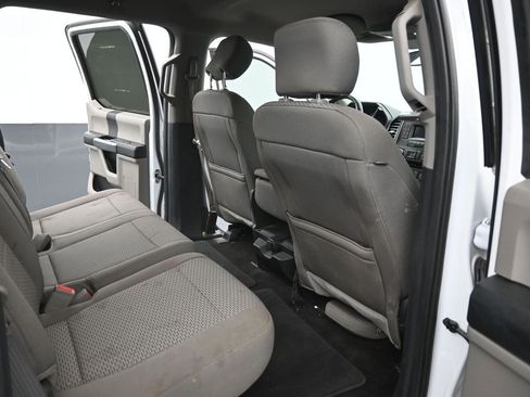 Used 2018 Ford F150 XLT w/ Equipment Group 301A Mid image 10