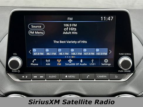 Used 2025 Nissan Sentra SV image 7