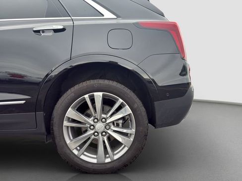 Used 2025 Cadillac XT5 Premium Luxury w/ Technology Package FWD image 29