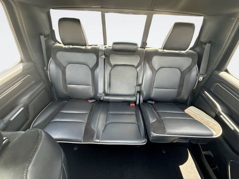 Used 2025 RAM 1500 Laramie AWD/4WD image 22