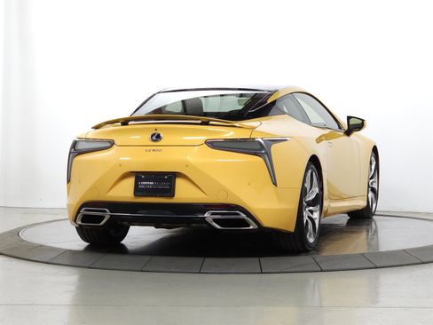 Certified 2023 Lexus LC 500 Coupe w/ Dynamic Handling Package image 9