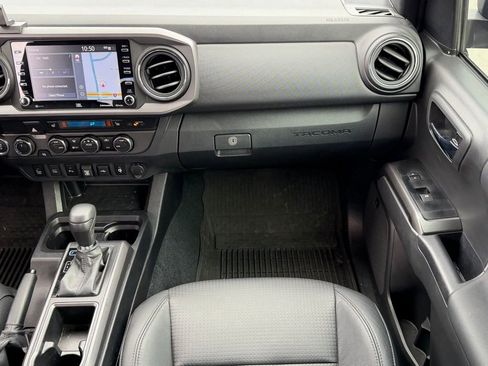 Used 2023 Toyota Tacoma TRD Off-Road w/ TRD Premium Off Road Package image 12