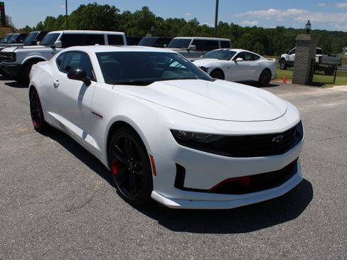 Used 2024 Chevrolet Camaro LT w/ Redline Edition RWD image 4