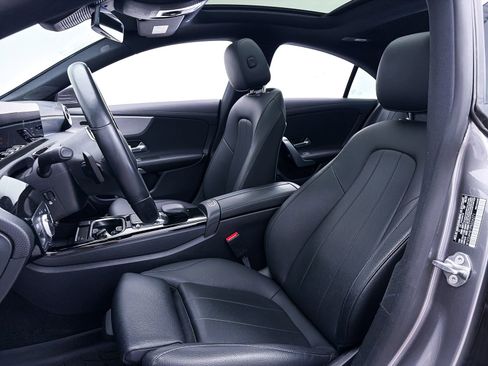 Used 2023 Mercedes-Benz CLA 250 4MATIC w/ Premium Package image 19