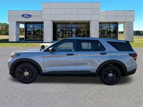 New 2026 Ford Explorer 4WD Police Interceptor image 7