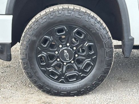 Used 2022 Chevrolet Silverado 3500 LTZ w/ LTZ Plus Package image 41