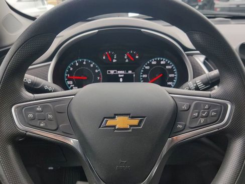 Used 2022 Chevrolet Malibu LT image 31