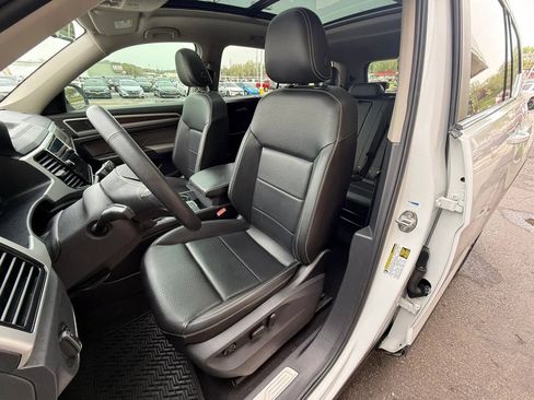 Used 2022 Volkswagen Atlas SE AWD/4WD image 17