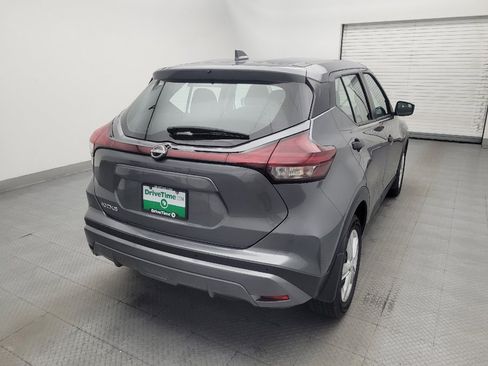 Used 2024 Nissan Kicks S FWD image 7