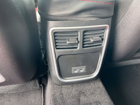 Used 2023 Dodge Charger Scat Pack RWD image 10