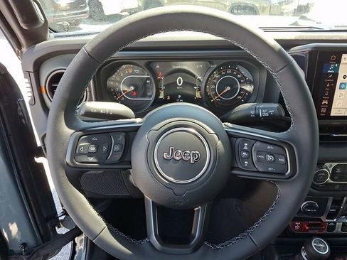 New 2026 Jeep Gladiator Mojave image 14