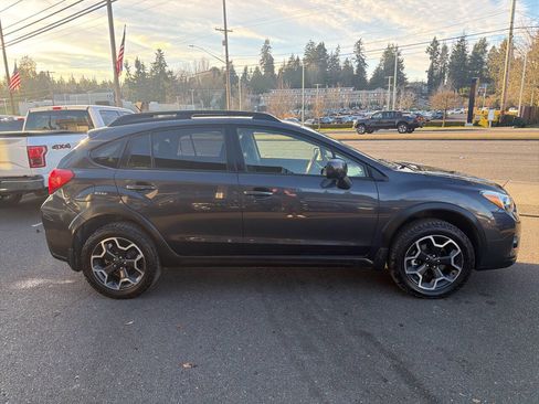 Used 2014 Subaru Crosstrek 2.0i Premium image 8