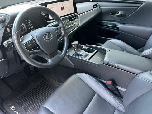 Certified 2025 Lexus ES 350 w/ Premium Package FWD image 4
