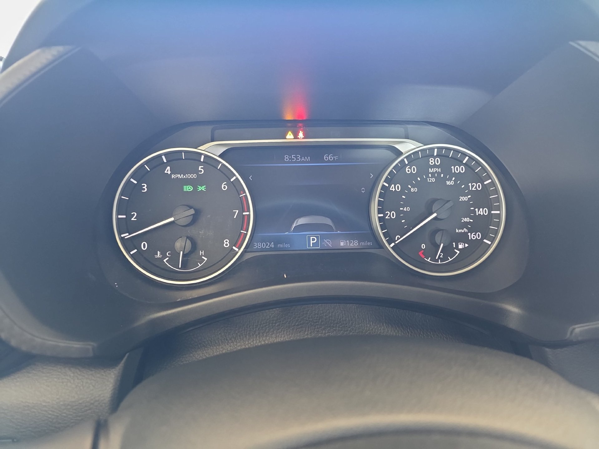 Used 2025 Nissan Sentra SR FWD image 18