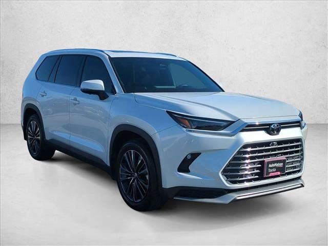 Certified 2026 Toyota Grand Highlander AWD Hybrid image 3