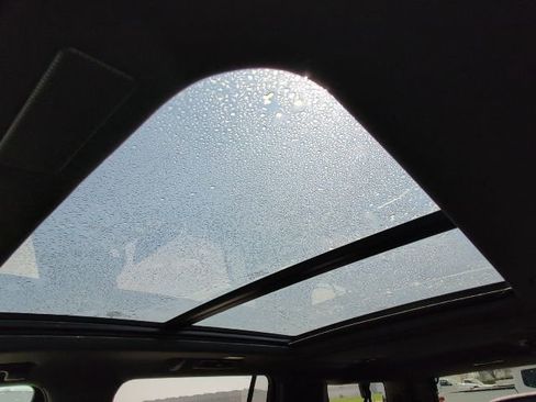 New 2026 Chevrolet Suburban RST w/ RST Capability Package AWD/4WD image 30