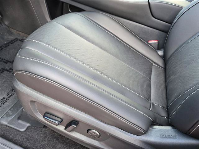 New 2027 INFINITI QX60 Luxe FWD image 4