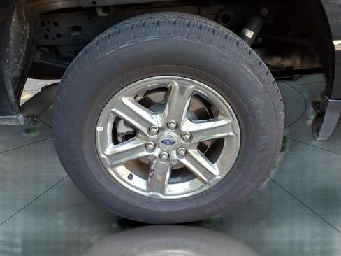 Used 2024 Ford F150 XLT w/ Mobile Office Package image 5