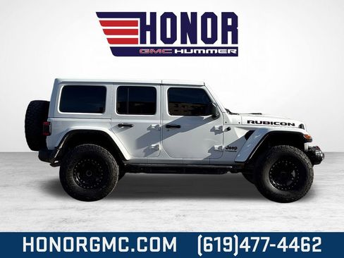 Used 2020 Jeep Wrangler Unlimited Rubicon image 2