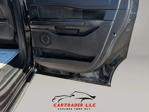 Used 2019 Ford Expedition Max Limited AWD/4WD image 17