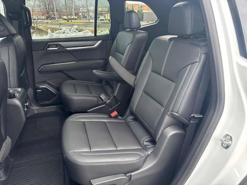 New 2026 GMC Acadia Elevation image 26