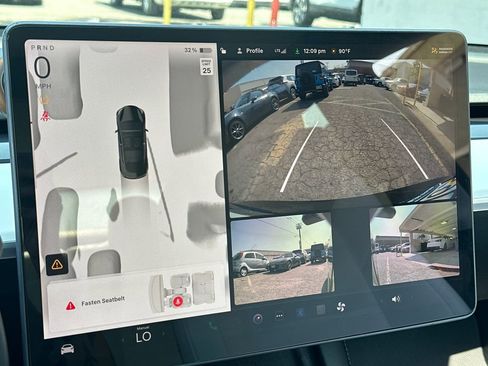 Used 2023 Tesla Model 3 Performance image 16