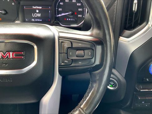 Used 2020 GMC Sierra 1500 SLT RWD image 25