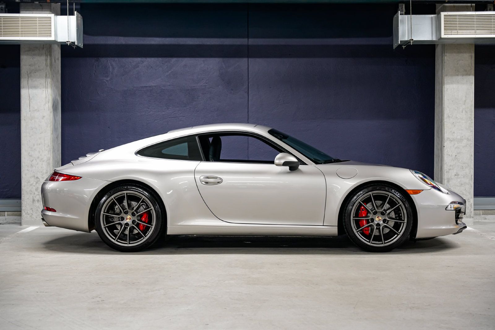 Used 2012 Porsche 911 Carrera S RWD image 2