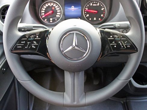 Used 2025 Mercedes-Benz Sprinter 2500 image 13