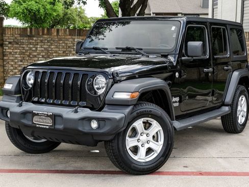 Used 2021 Jeep Wrangler Unlimited Sport image 12