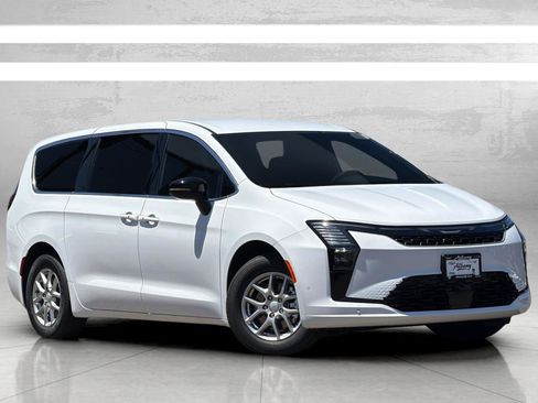 New 2027 Chrysler Pacifica Select FWD image 2