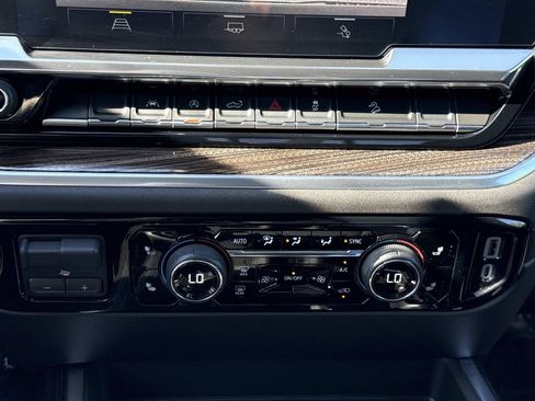 Used 2025 Chevrolet Silverado 1500 RST AWD/4WD image 6