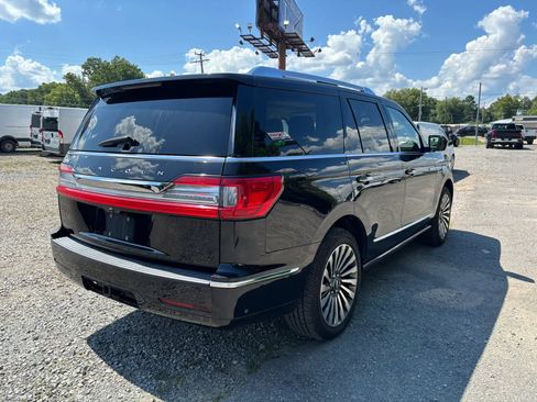 Used 2019 Lincoln Navigator Reserve AWD/4WD image 7