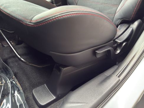 Used 2025 Mitsubishi Outlander Sport AWD image 17