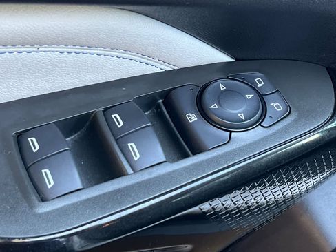 Used 2024 Chevrolet Trax LT w/ Driver Confidence Package image 14