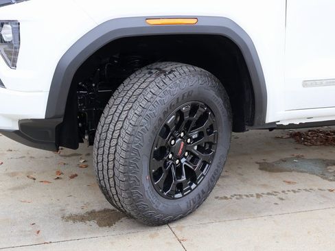 New 2026 GMC Canyon Elevation w/ Convenience Package image 41