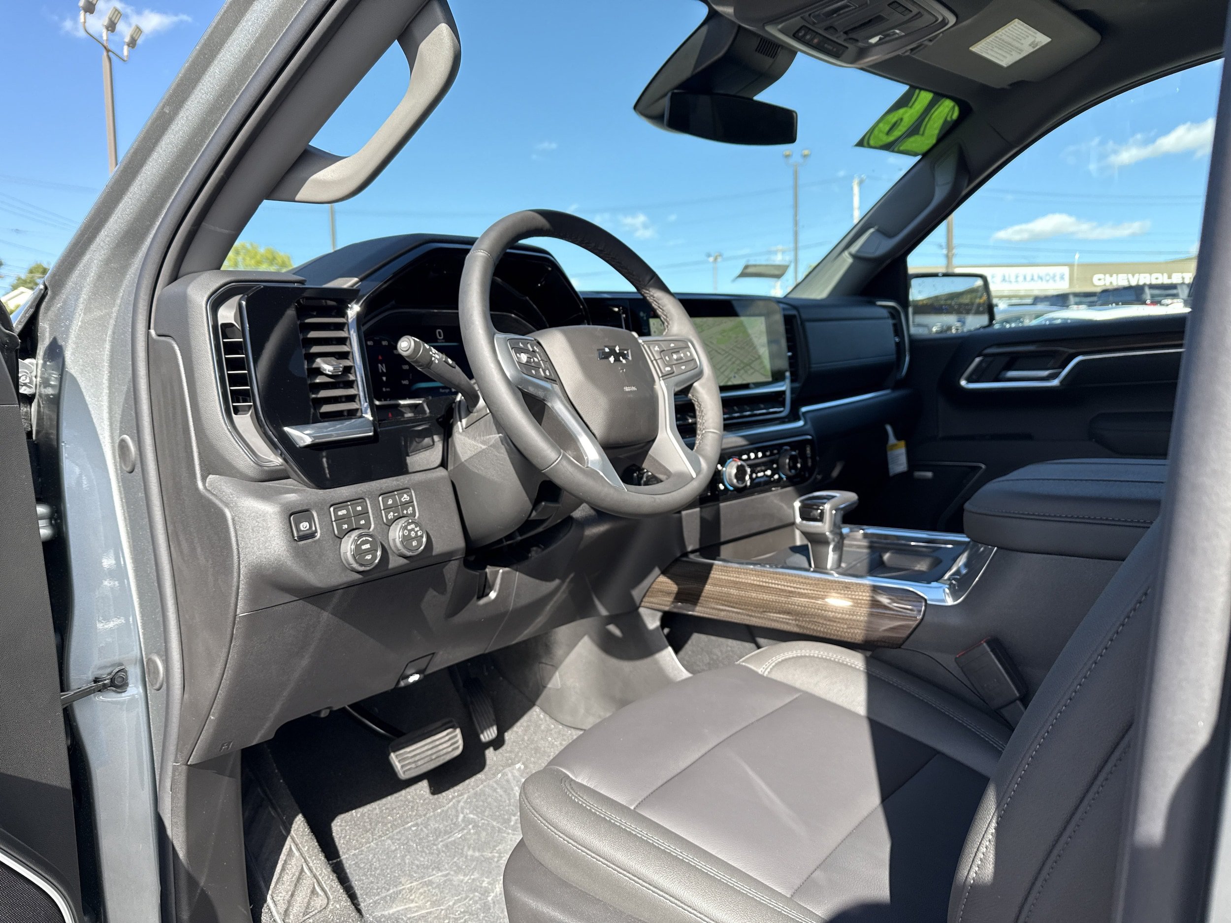 New 2026 Chevrolet Silverado 1500 RST w/ RST All Star Premium Package AWD/4WD image 18