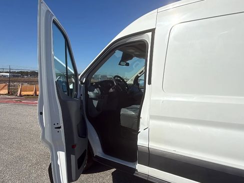 Used 2018 Ford Transit 350 148 Medium Roof RWD image 15