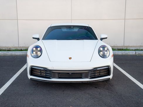 Used 2023 Porsche 911 Carrera image 6