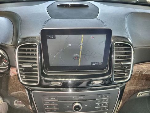 Used 2017 Mercedes-Benz GLS 450 4MATIC image 18