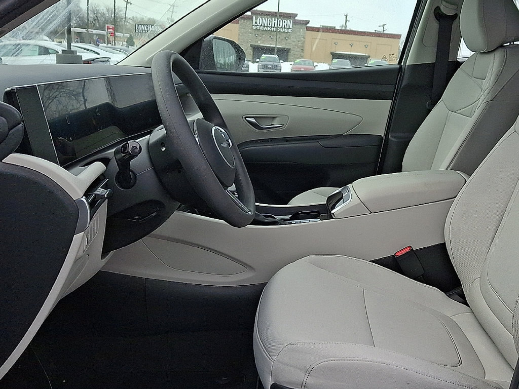 New 2026 Hyundai Tucson SE AWD/4WD image 9