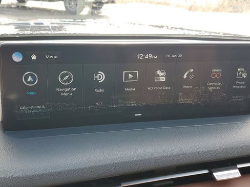 Used 2023 Genesis GV70 2.5T w/ Advanced Package image 21