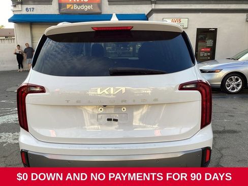 Used 2025 Kia Telluride S FWD image 4