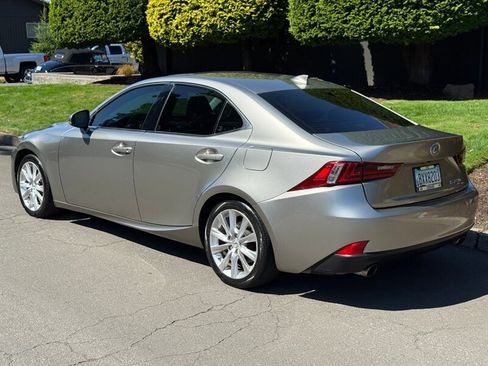 Used 2014 Lexus IS 250 image 3