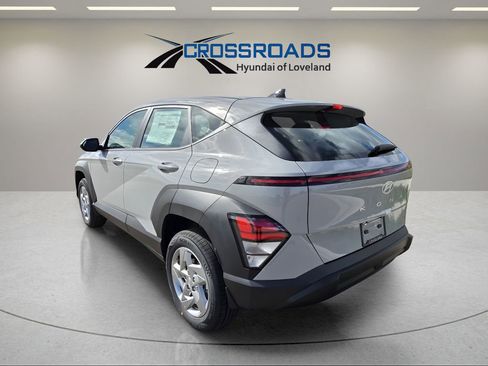 New 2026 Hyundai Kona SE image 3