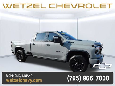 Used 2024 Chevrolet Silverado 2500 LTZ w/ LTZ Plus Package AWD/4WD image 1