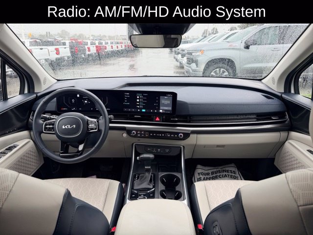Used 2025 Kia Carnival SX FWD image 7