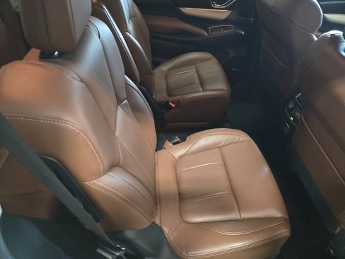 Used 2020 Subaru Ascent Touring AWD/4WD image 19