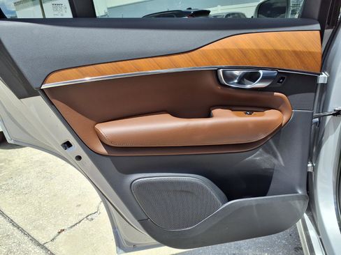 Certified 2023 Volvo XC90 B6 Plus w/ Protection Package Premier AWD/4WD image 19